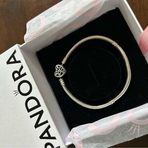 Pandora moments Family Tree Heart Clasp Snake Chain Bracelet